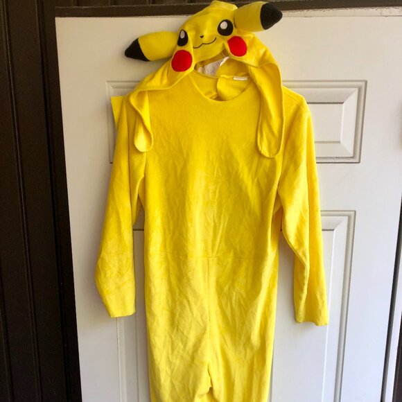 Official Pokémon Pikachu Costume Kids M 7-8 Yellow Jumpsuit Hood 2022 Disguise - Picture 1 of 3